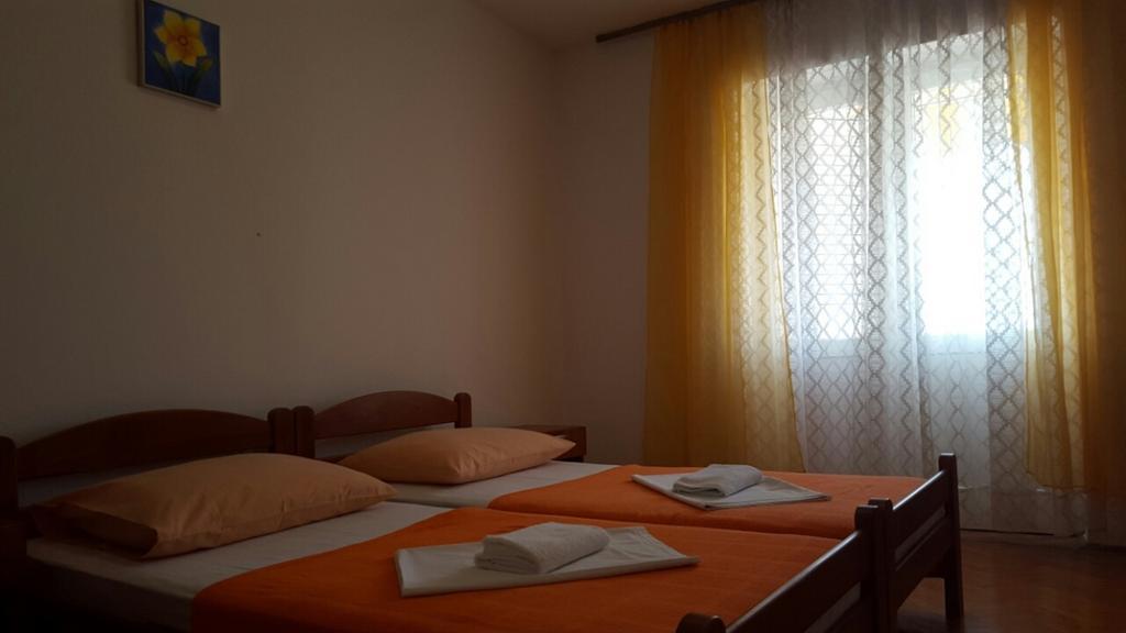 Guesthouse Jenny (Adults Only) Novalja Bagian luar foto